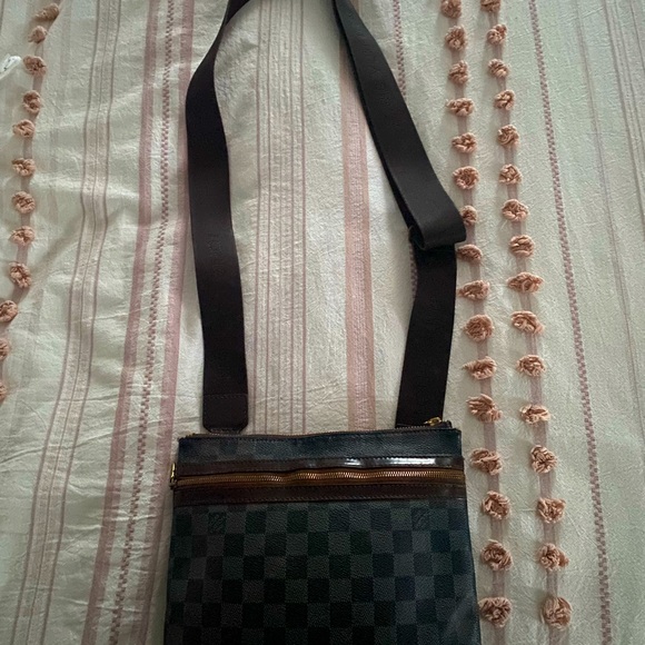 Offers accepted! Vintage auth LV w/COA. bundle with the matching kisslock! - Picture 1 of 7